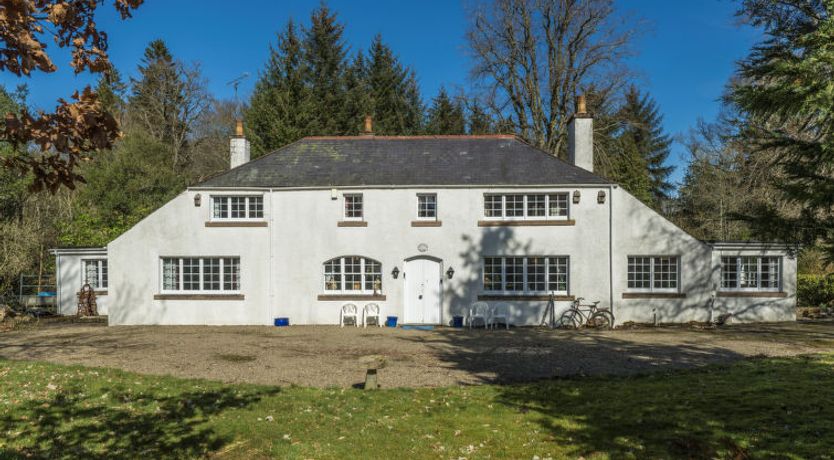 Photo of White House Retreat