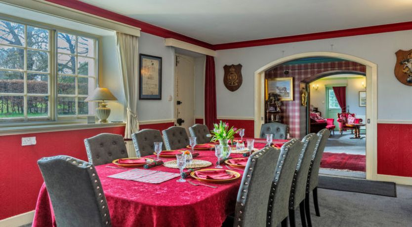 Photo of White House Retreat