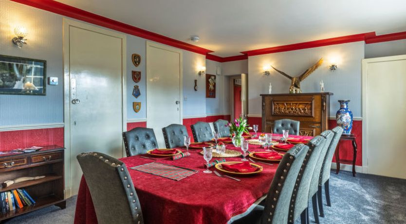 Photo of White House Retreat