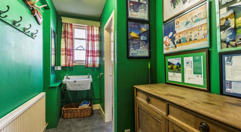 Photo of White House Retreat