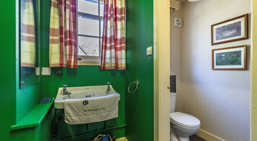 Photo of White House Retreat