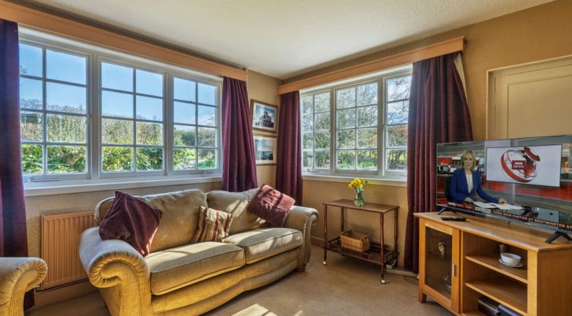 Photo of White House Retreat