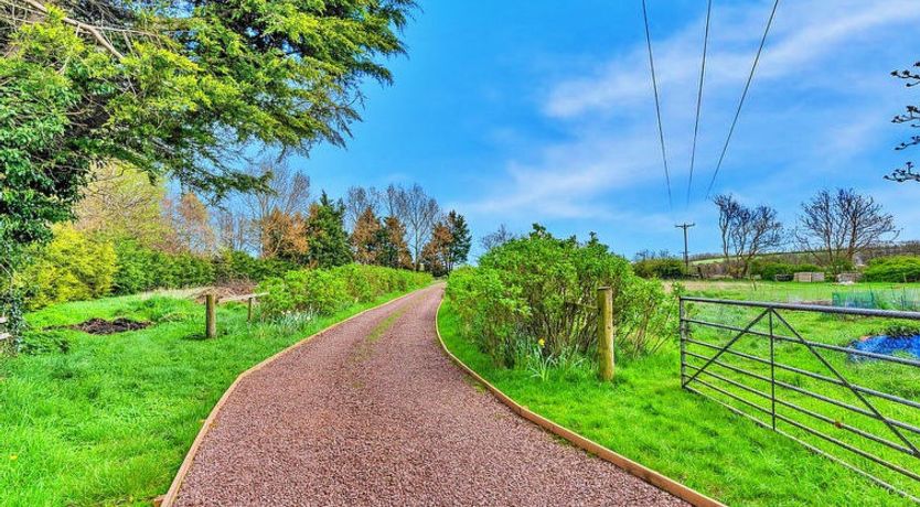 Photo of The West Wing at The Mill House