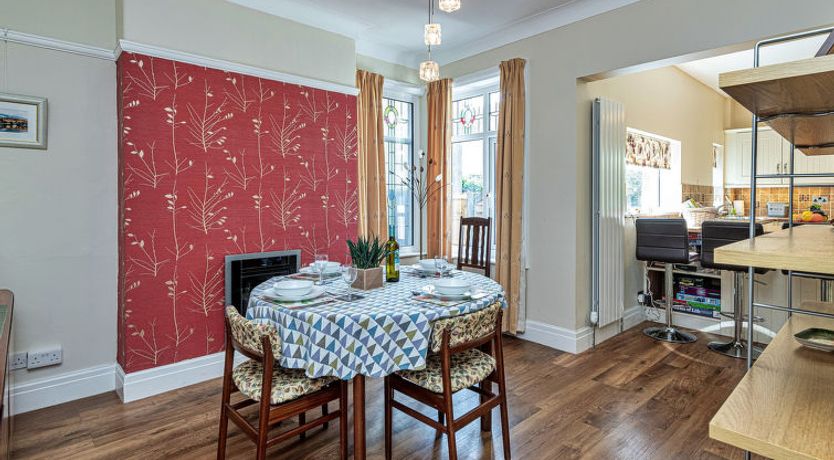 Photo of Penrhyn Avenue