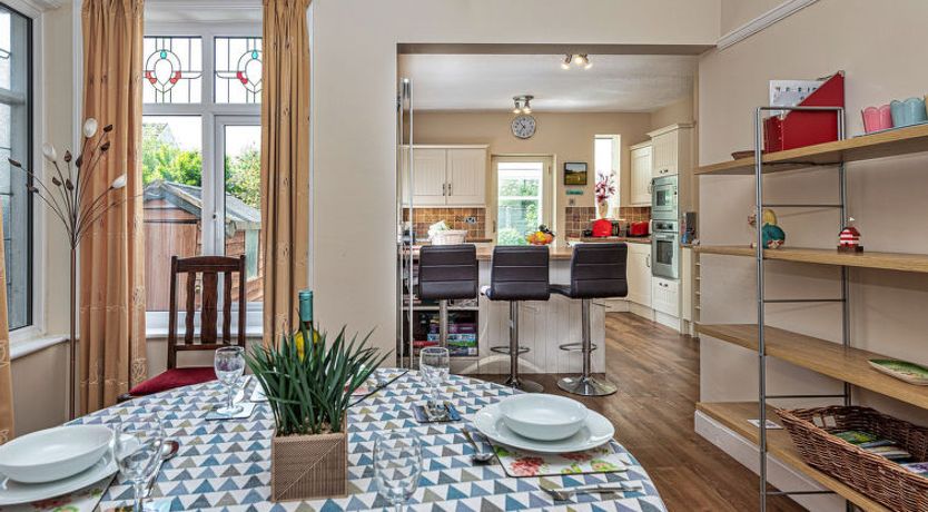 Photo of Penrhyn Avenue