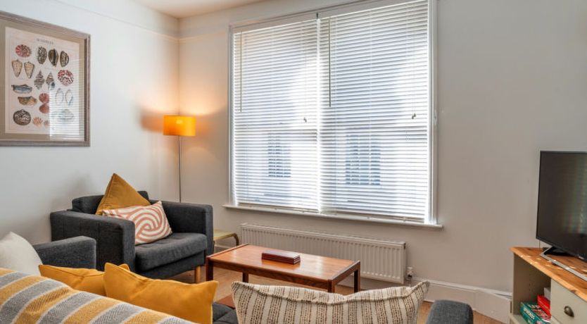 Photo of Centre View