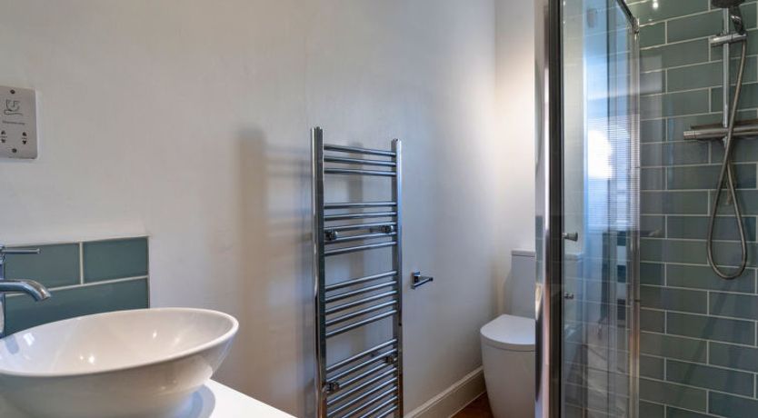 Photo of Centre View