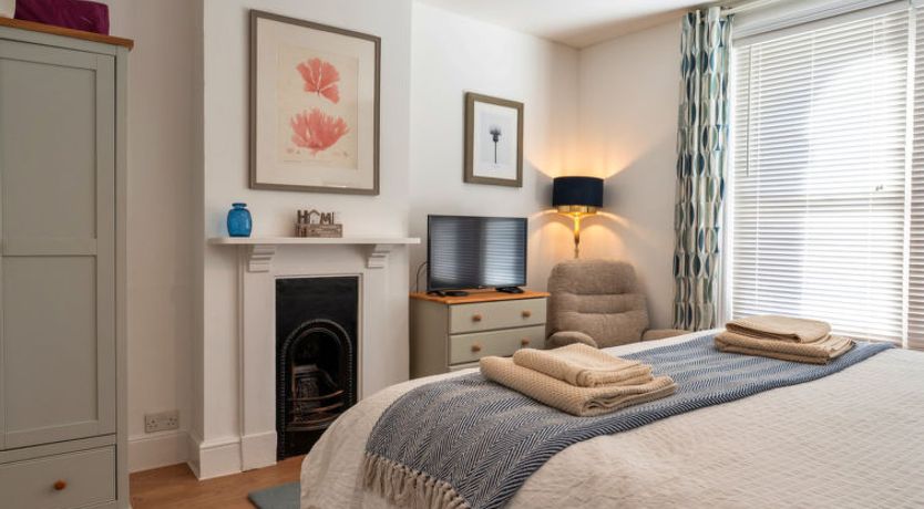 Photo of Centre View