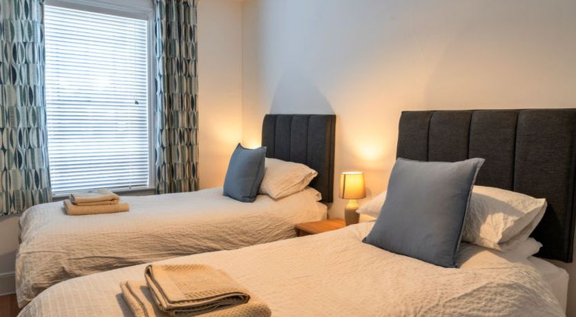 Photo of Centre View