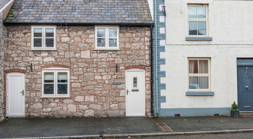 Photo of Esmor Cottage