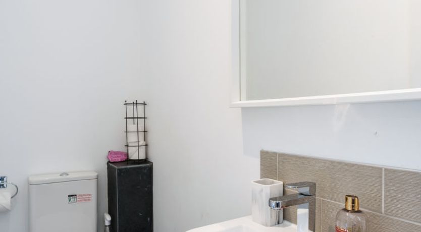 Photo of Wiggle Barn, Kingsand