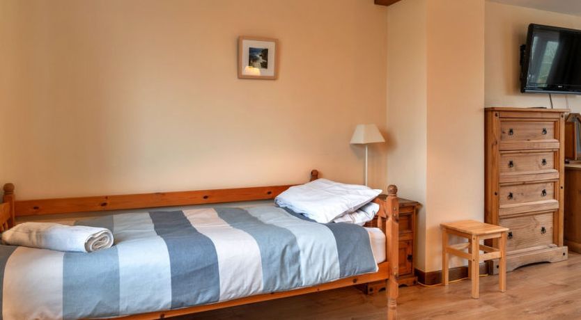 Photo of No.1 Gladys' Orchard