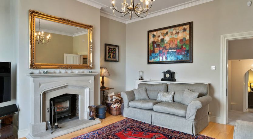 Photo of Sussex House