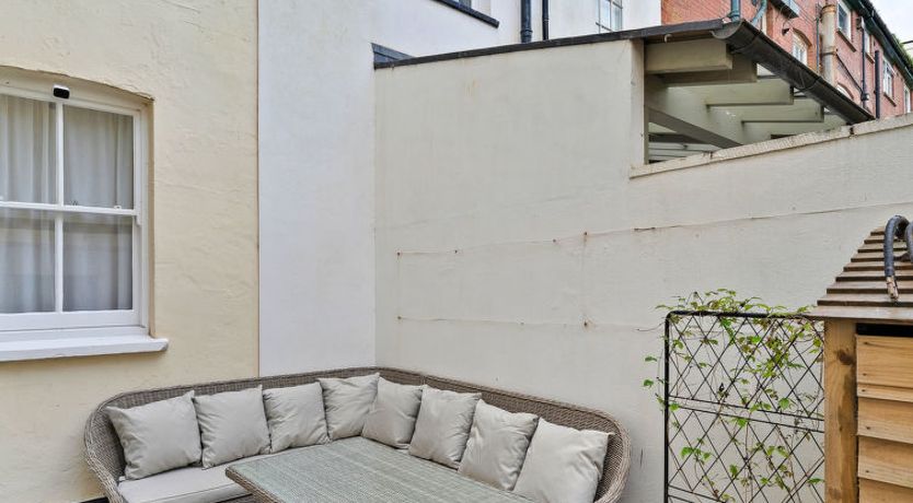 Photo of Sussex House