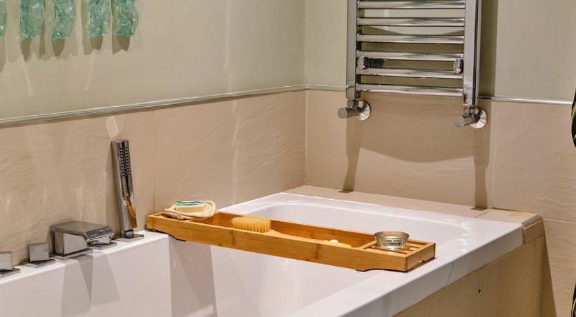 Photo of Cresswell House