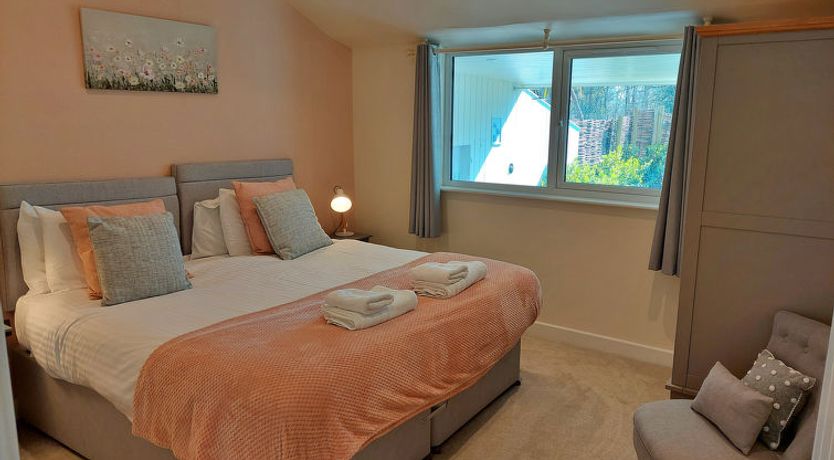 Photo of Little Dunley - Holly