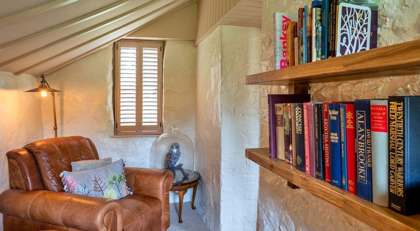 Photo of The Thatch at Winterborne Houghton