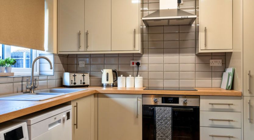 Photo of Southern Lea