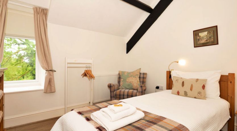 Photo of Hermon Bach