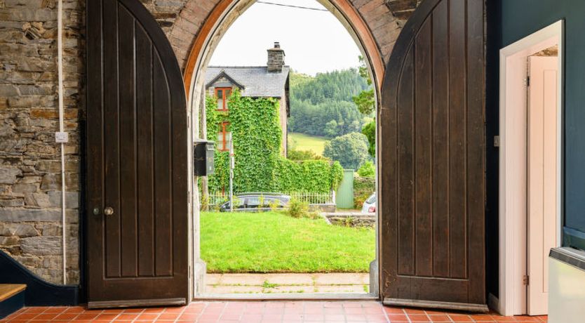 Photo of The Old Wesleyan Chapel