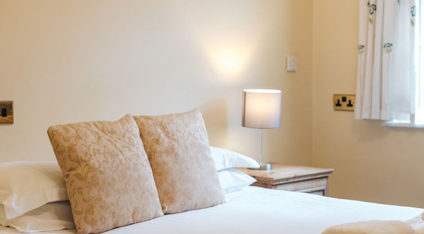 Photo of Netley Hall - Camelia