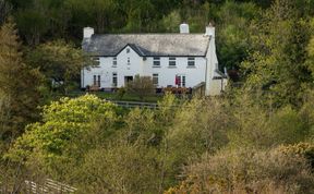 Photo of Lower Aylescott Farmhouse
