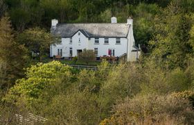 Photo of lower-aylescott-farmhouse