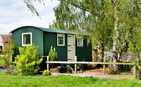 Photo of Hay and Hedgerow Glamping