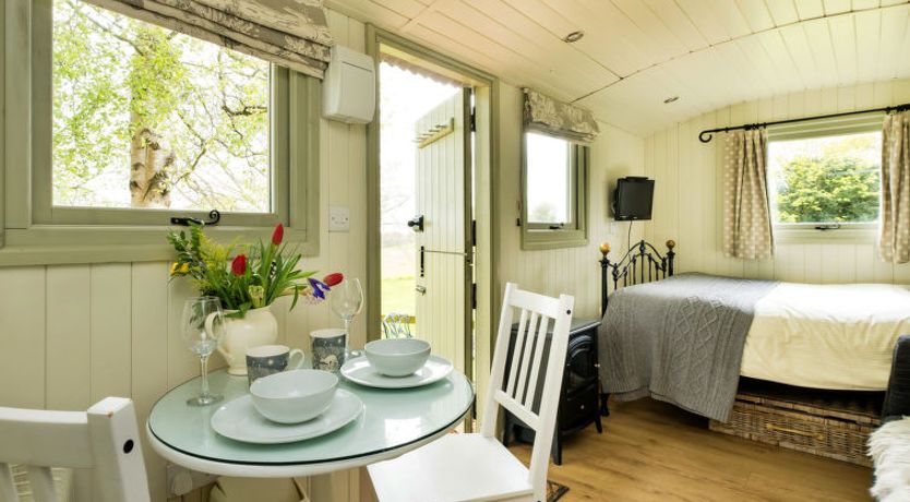 Photo of Hay and Hedgerow Glamping