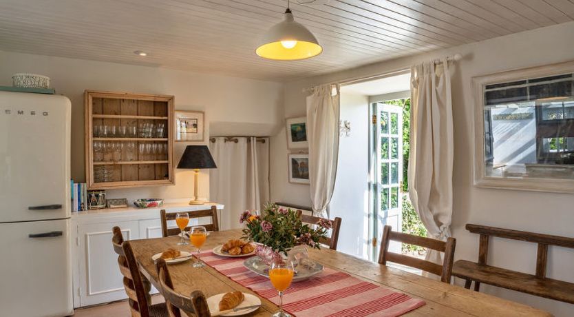 Photo of Lesceave Cottage