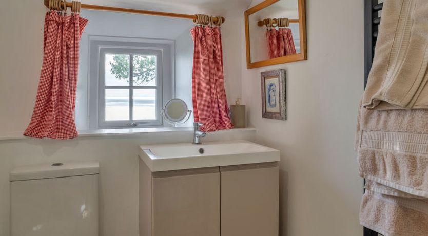 Photo of Lesceave Cottage