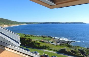 Ocean Lookout Holiday Home
