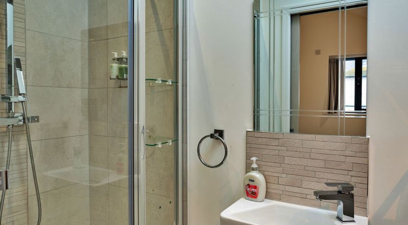 Photo of Anchor View