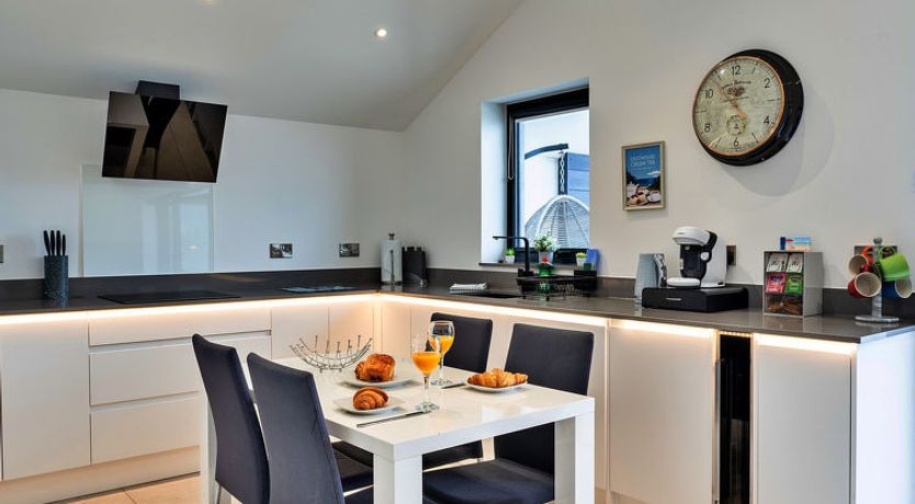 Photo of Anchor View