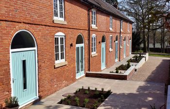 No.2 Meynell Mews Holiday Home