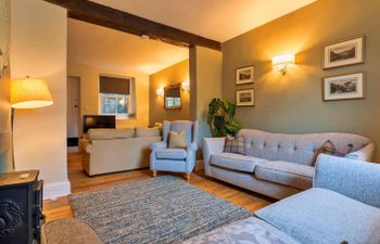 The Cottage at Tideswell Holiday Home
