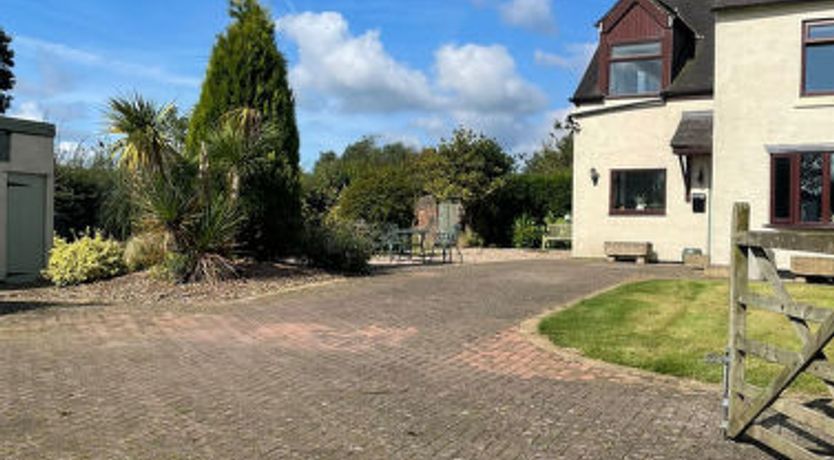 Photo of Kingsley Hollows Cottage