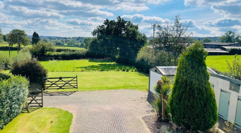 Photo of Kingsley Hollows Cottage