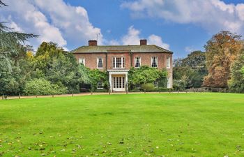 Walcot Hall Holiday Home