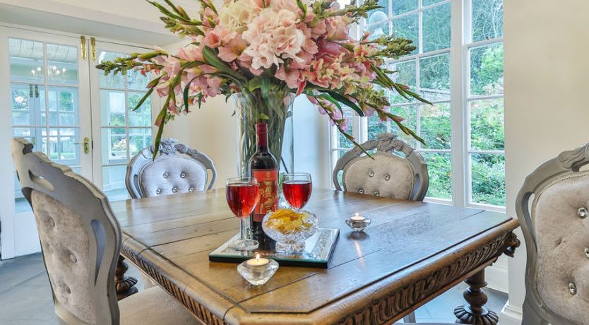 Photo of Walcot Hall