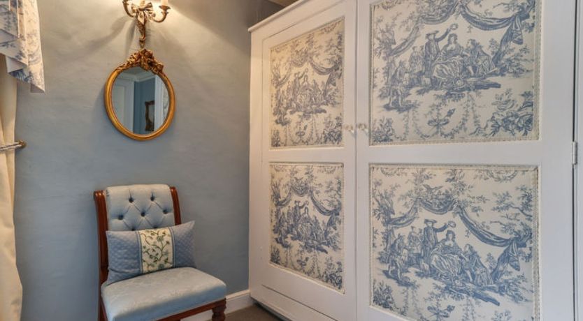 Photo of Walcot Hall