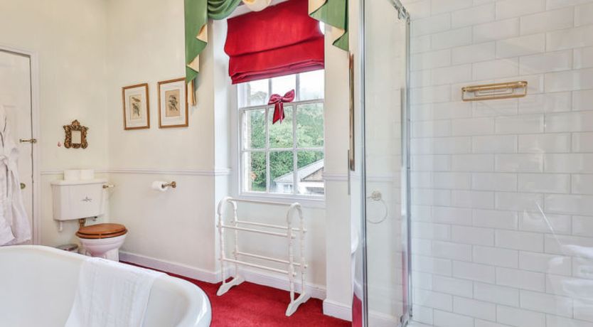 Photo of Walcot Hall