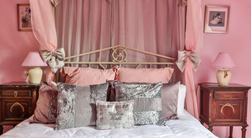 Photo of Walcot Hall