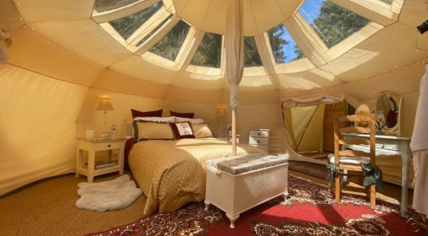 Photo of Walcot Hall