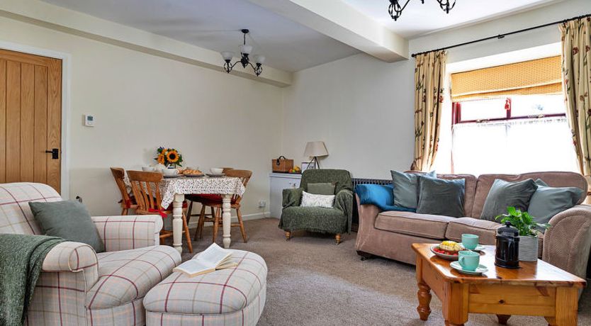 Photo of Otters Holt