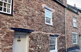 Photo of calm-cottage-kingsand