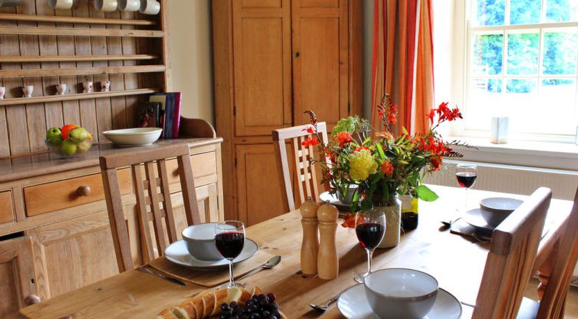 Photo of Ingleby Manor - Courtyard Cottage