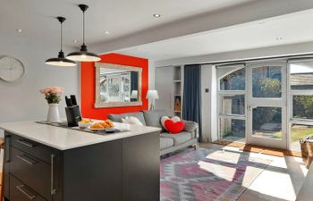 Little Granary Holiday Home