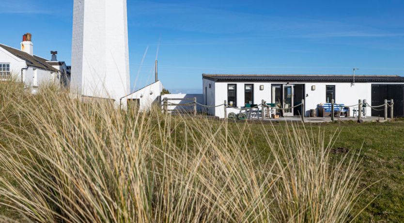 Photo of Walney Island Lighthouse