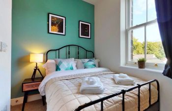 Peak Dale Apartment Holiday Home